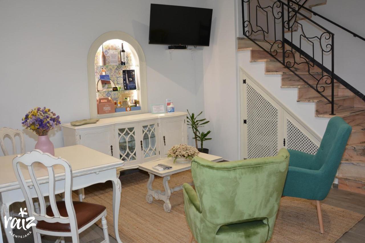 Raiz Alentejana Bed & Breakfast Reguengos de Monsaraz Ngoại thất bức ảnh
