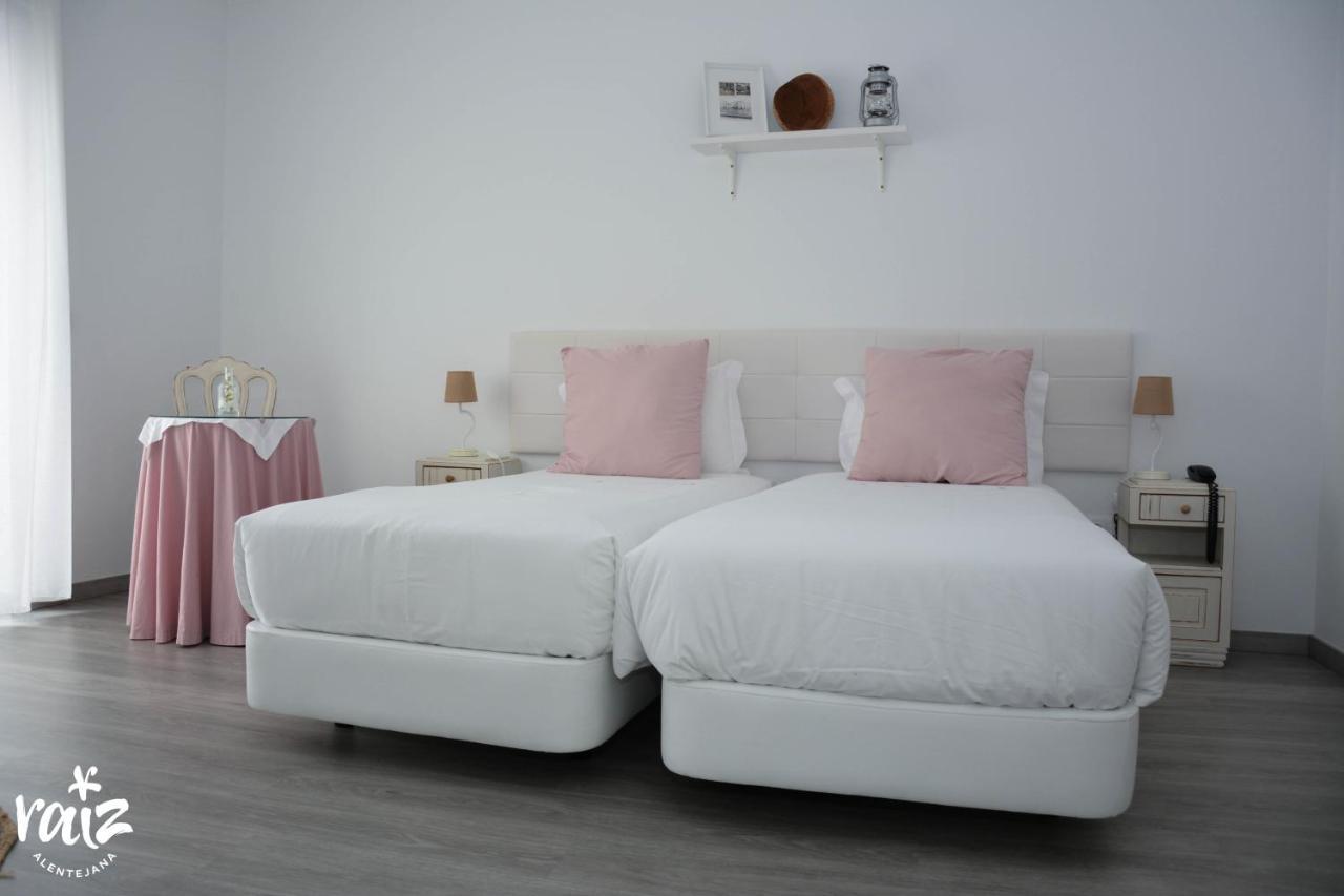 Raiz Alentejana Bed & Breakfast Reguengos de Monsaraz Ngoại thất bức ảnh